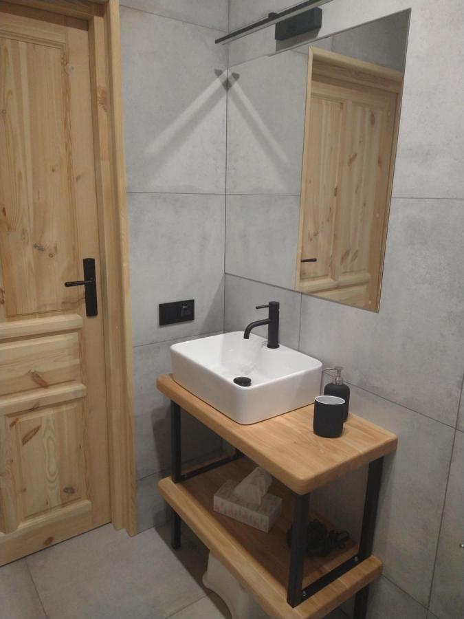 Beskidzka 92 Апартаменти Корбєлув